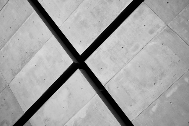 Tim Struktura Engineering melakukan perkuatan struktur bangunan